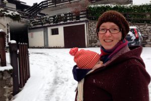 babywearing in inverno